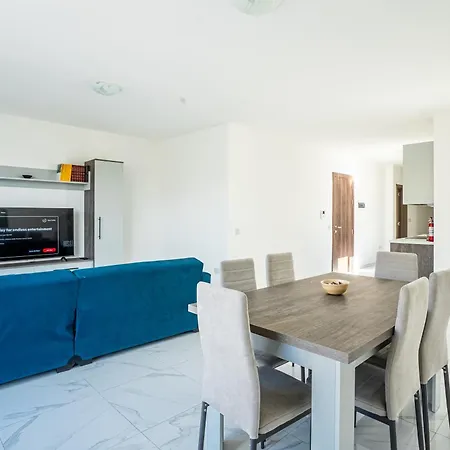 Modern 3 Bedroom Apartment In Swieqi Close To Paceville *