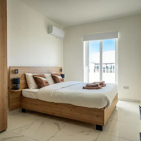 Modern 3 Bedroom Apartment In Swieqi Close To Paceville Is-Swieqi