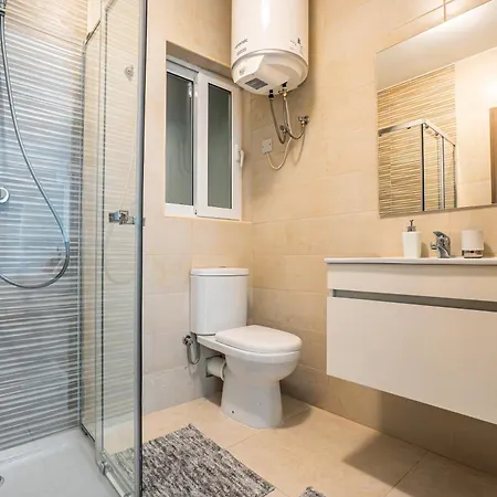 Modern 3 Bedroom Apartment In Swieqi Close To Paceville