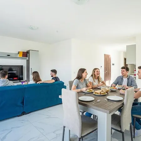 Modern 3 Bedroom In Swieqi Close To Paceville Appartement *